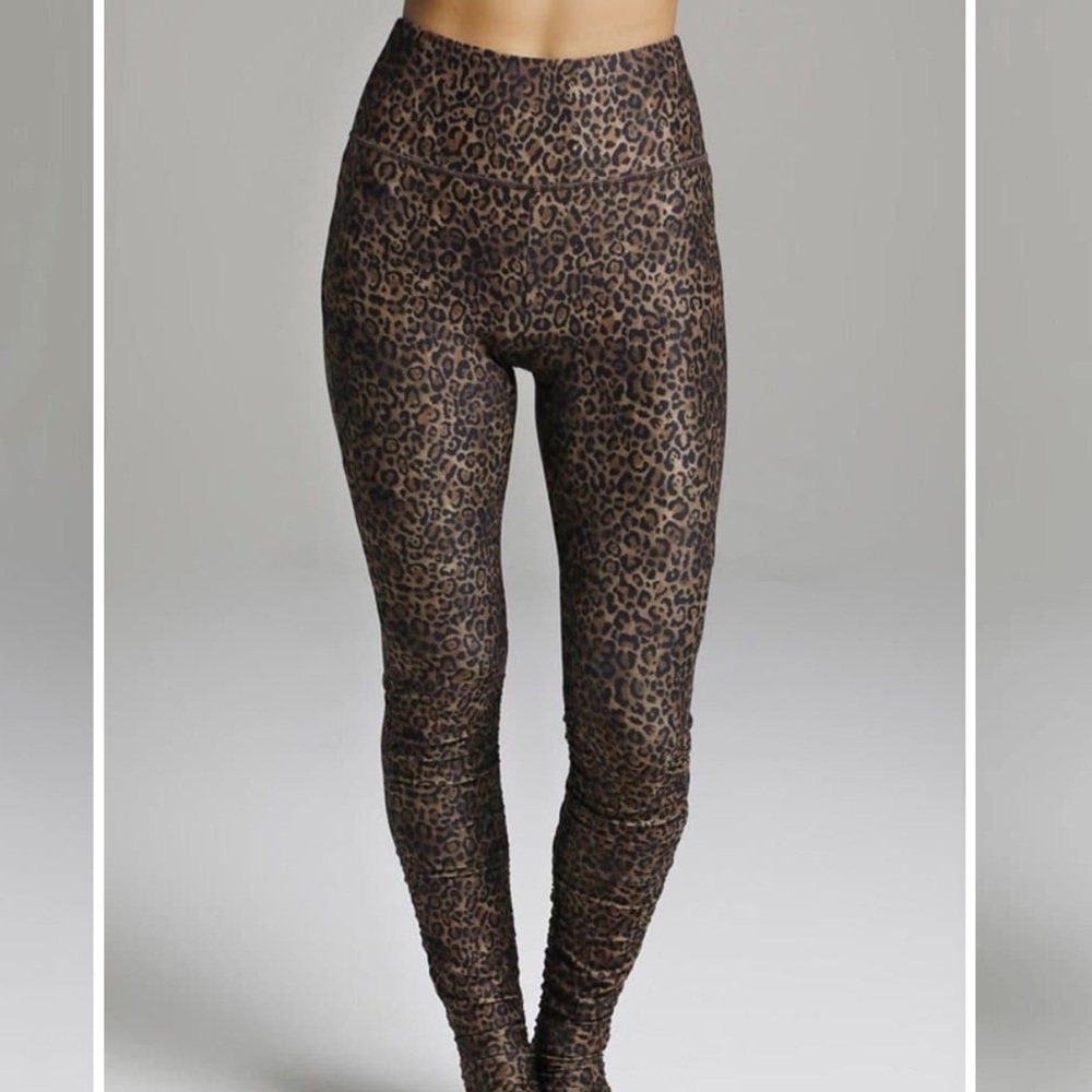 Kira Grace Flirt High Waist Leopard Print Leggings